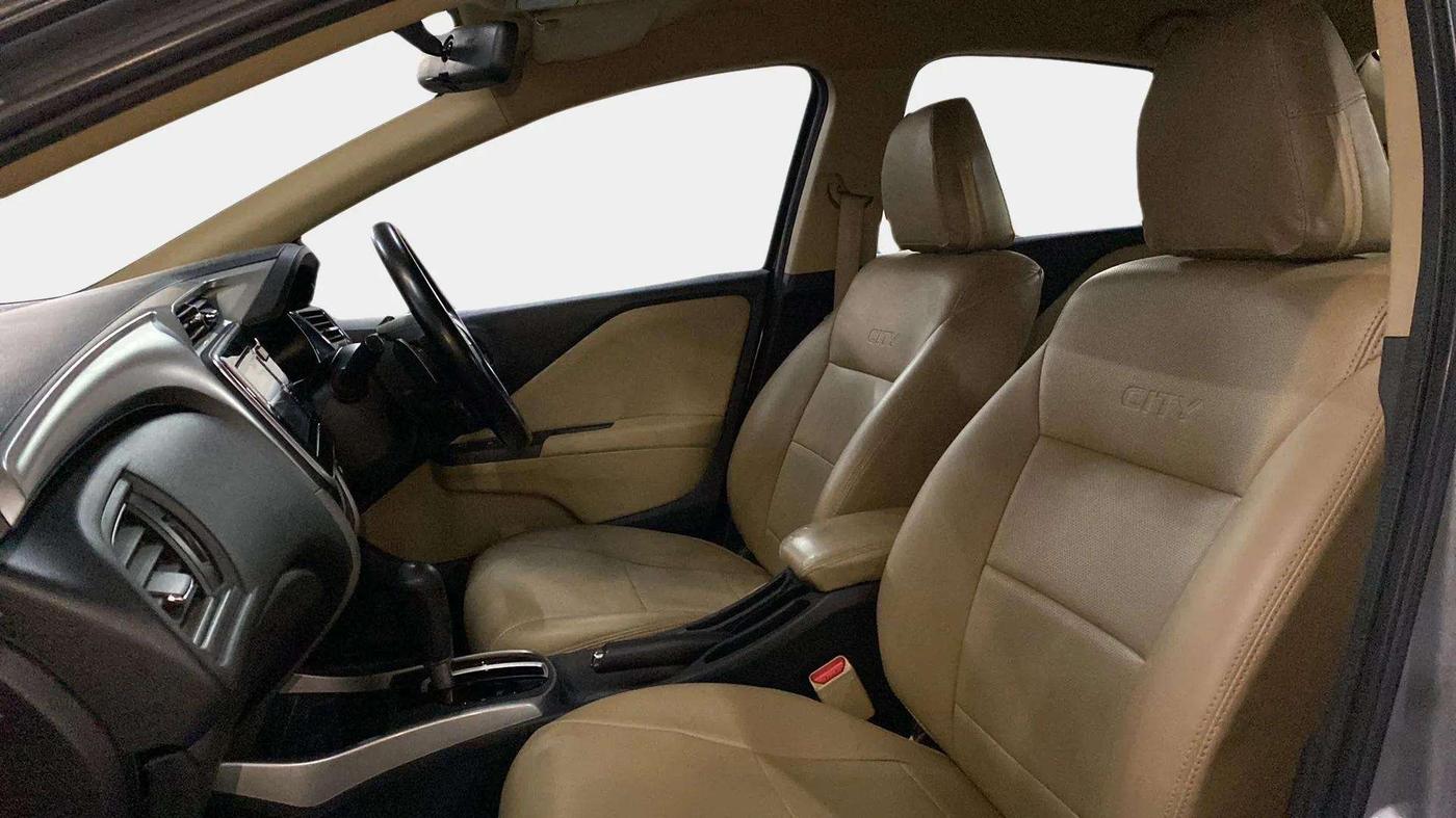 2019 Honda City 1.5L I-VTE V CVT, Petrol, Automatic, 72,330 km, Right Side Front Door Cabin