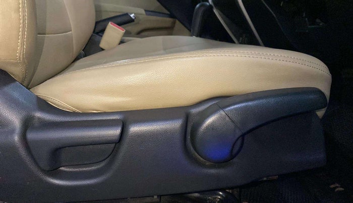 2019 Honda City 1.5L I-VTE V CVT, Petrol, Automatic, 72,297 km, Driver Side Adjustment Panel