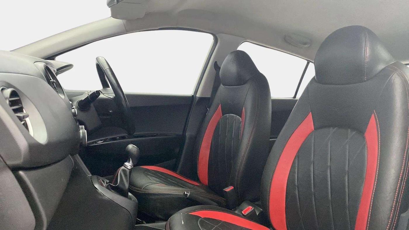 2018 Hyundai Grand i10 SPORTZ 1.2 KAPPA VTVT DUAL TONE, Petrol, Manual, 27,178 km, Right Side Front Door Cabin