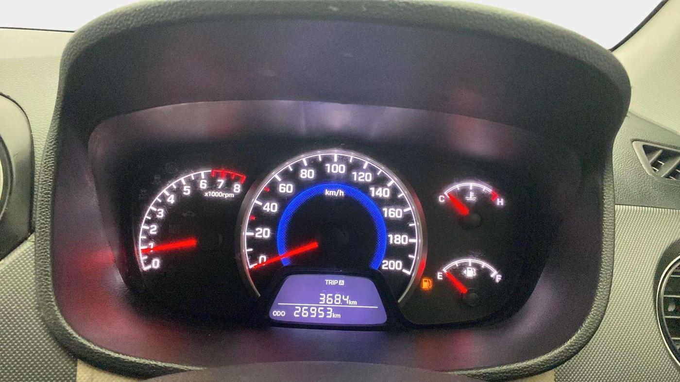 2018 Hyundai Grand i10 SPORTZ 1.2 KAPPA VTVT DUAL TONE, Petrol, Manual, 27,178 km, Odometer Image