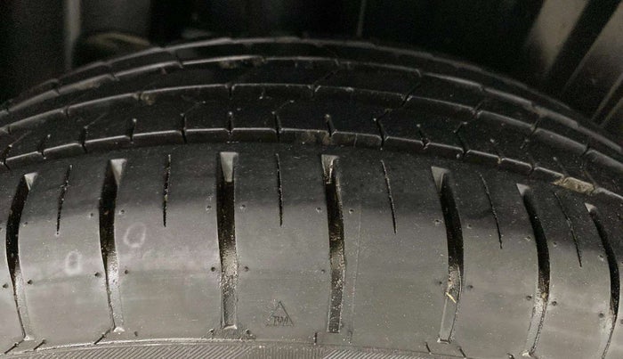 2022 Maruti Baleno SIGMA PETROL 1.2, Petrol, Manual, 7,378 km, Right Rear Tyre Tread