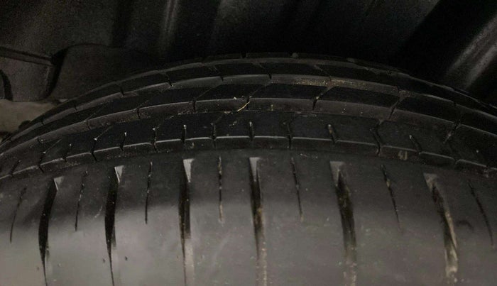 2022 Maruti Baleno SIGMA PETROL 1.2, Petrol, Manual, 7,378 km, Left Rear Tyre Tread