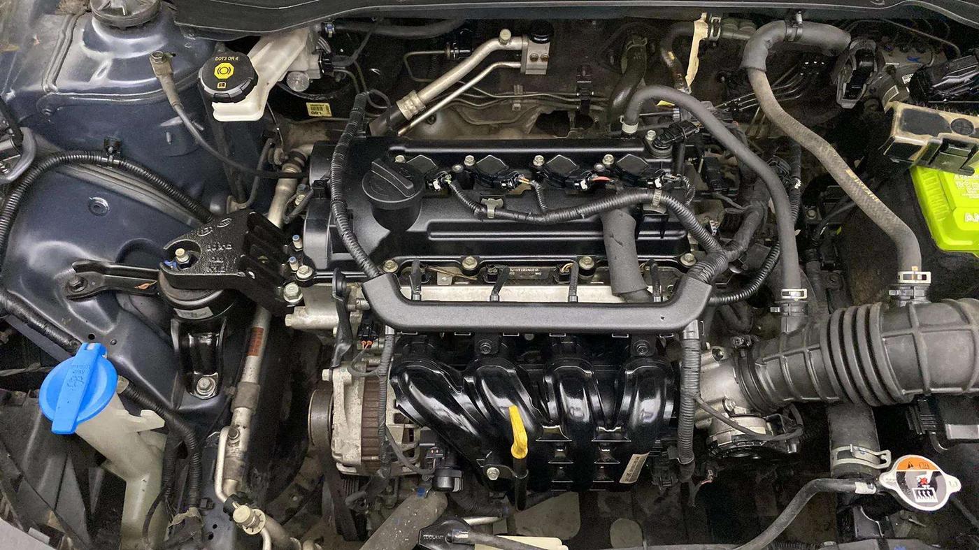 2019 Hyundai VENUE S 1.2, Petrol, Manual, 60,472 km, Engine View - Right