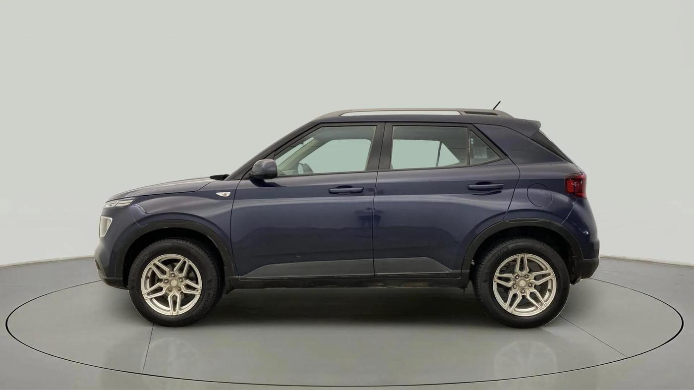 2019 Hyundai VENUE S 1.2, Petrol, Manual, 60,472 km, Left Side