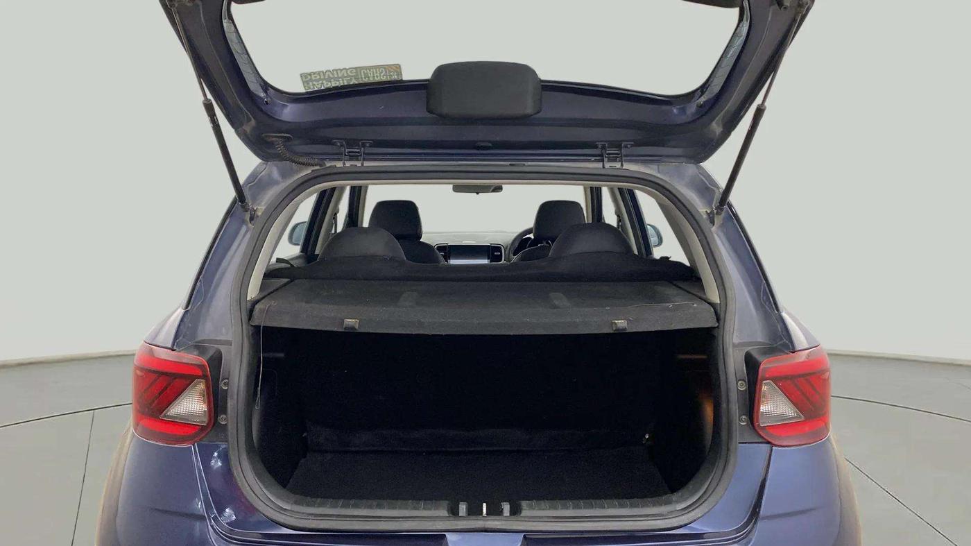 2019 Hyundai VENUE S 1.2, Petrol, Manual, 60,472 km, Boot Inside