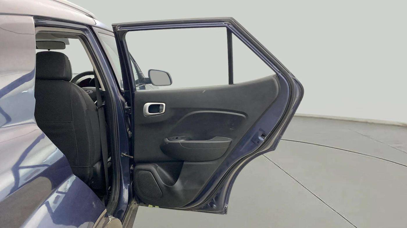 2019 Hyundai VENUE S 1.2, Petrol, Manual, 60,472 km, RHS Rear Door