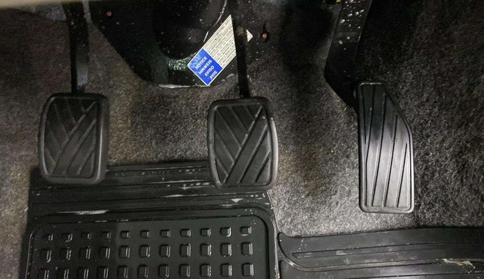 2016 Maruti Celerio ZXI, Petrol, Manual, 56,175 km, Pedals