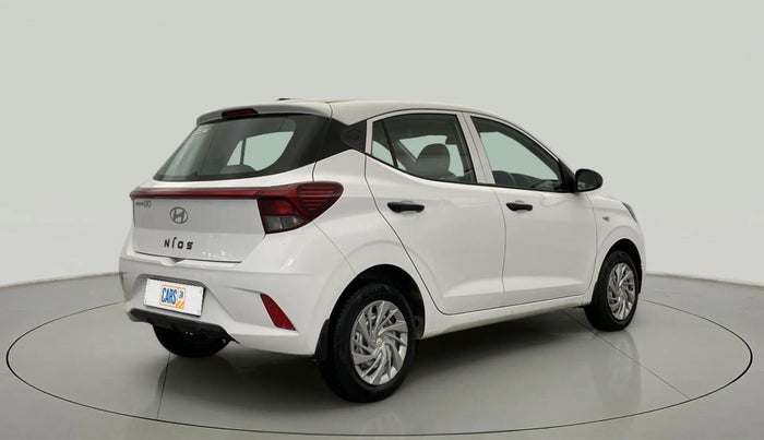 2024 Hyundai GRAND I10 NIOS ERA 1.2 KAPPA VTVT, Petrol, Manual, 4,119 km, Right Back Diagonal