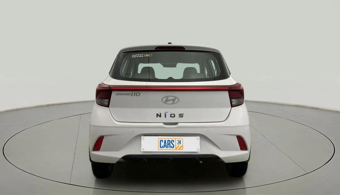 2024 Hyundai GRAND I10 NIOS ERA 1.2 KAPPA VTVT, Petrol, Manual, 4,119 km, Back/Rear