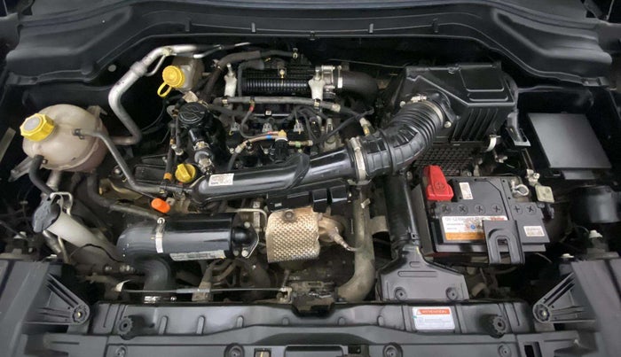 2023 Mahindra XUV300 W4 1.2 PETROL, Petrol, Manual, 11,491 km, Engine View