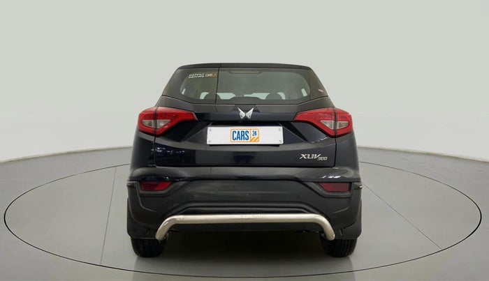2023 Mahindra XUV300 W4 1.2 PETROL, Petrol, Manual, 11,491 km, Back/Rear