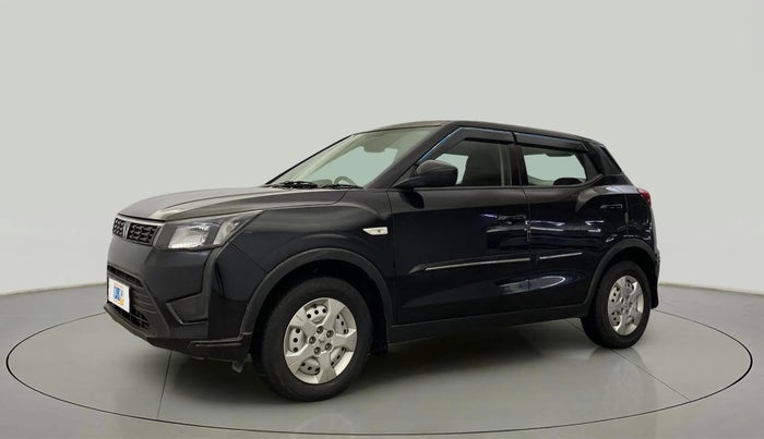 2023 Mahindra XUV300 W4 1.2 PETROL, Petrol, Manual, 11,491 km, Left Front Diagonal