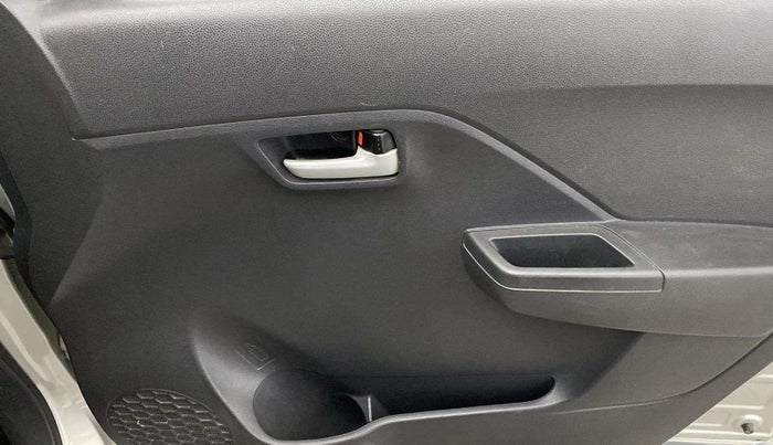 2023 Maruti Alto K10 VXI PLUS AMT, Petrol, Automatic, 29,986 km, Driver Side Door Panels Control