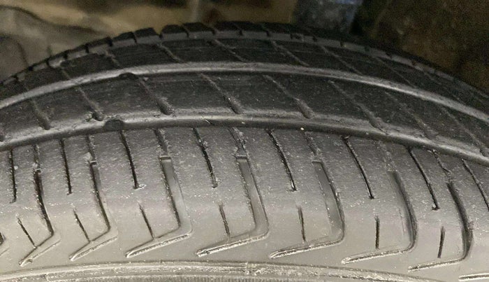 2023 Maruti Alto K10 VXI PLUS AMT, Petrol, Automatic, 29,986 km, Left Front Tyre Tread