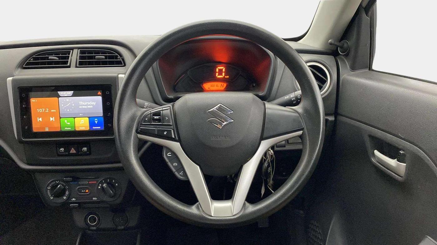 2023 Maruti Alto K10 VXI PLUS AMT, Petrol, Automatic, 29,986 km, Steering Wheel Close Up