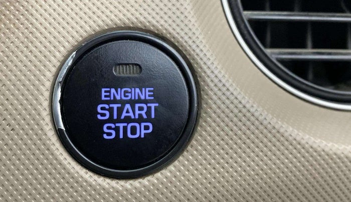 2013 Hyundai Grand i10 SPORTZ 1.2 KAPPA VTVT, Petrol, Manual, 45,769 km, Keyless Start/ Stop Button