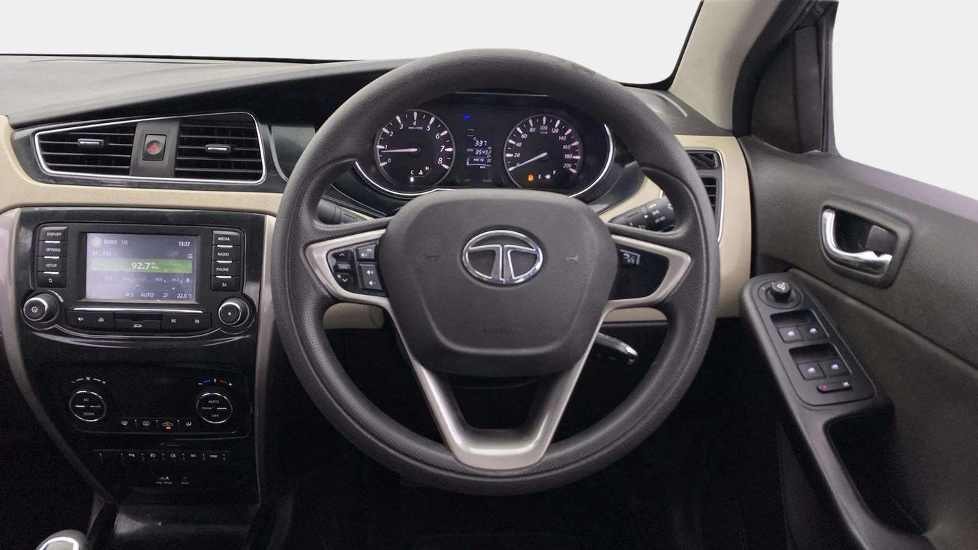 2017 Tata Zest XT PETROL, Petrol, Manual, 85,761 km, Steering Wheel Close Up