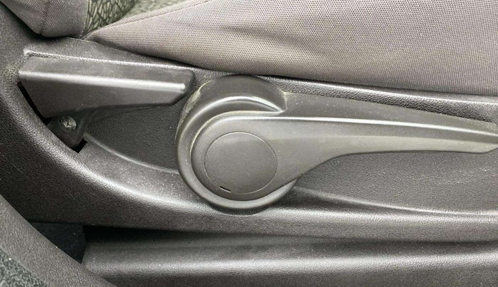 2017 Tata Zest XT PETROL, Petrol, Manual, 85,524 km, Driver Side Adjustment Panel