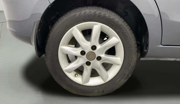 2017 Tata Zest XT PETROL, Petrol, Manual, 85,524 km, Right Rear Wheel