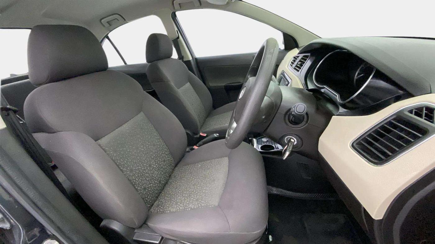 2017 Tata Zest XT PETROL, Petrol, Manual, 85,761 km, Right Side Front Door Cabin