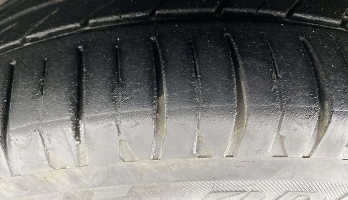 2017 Tata Zest XT PETROL, Petrol, Manual, 85,524 km, Left Front Tyre Tread