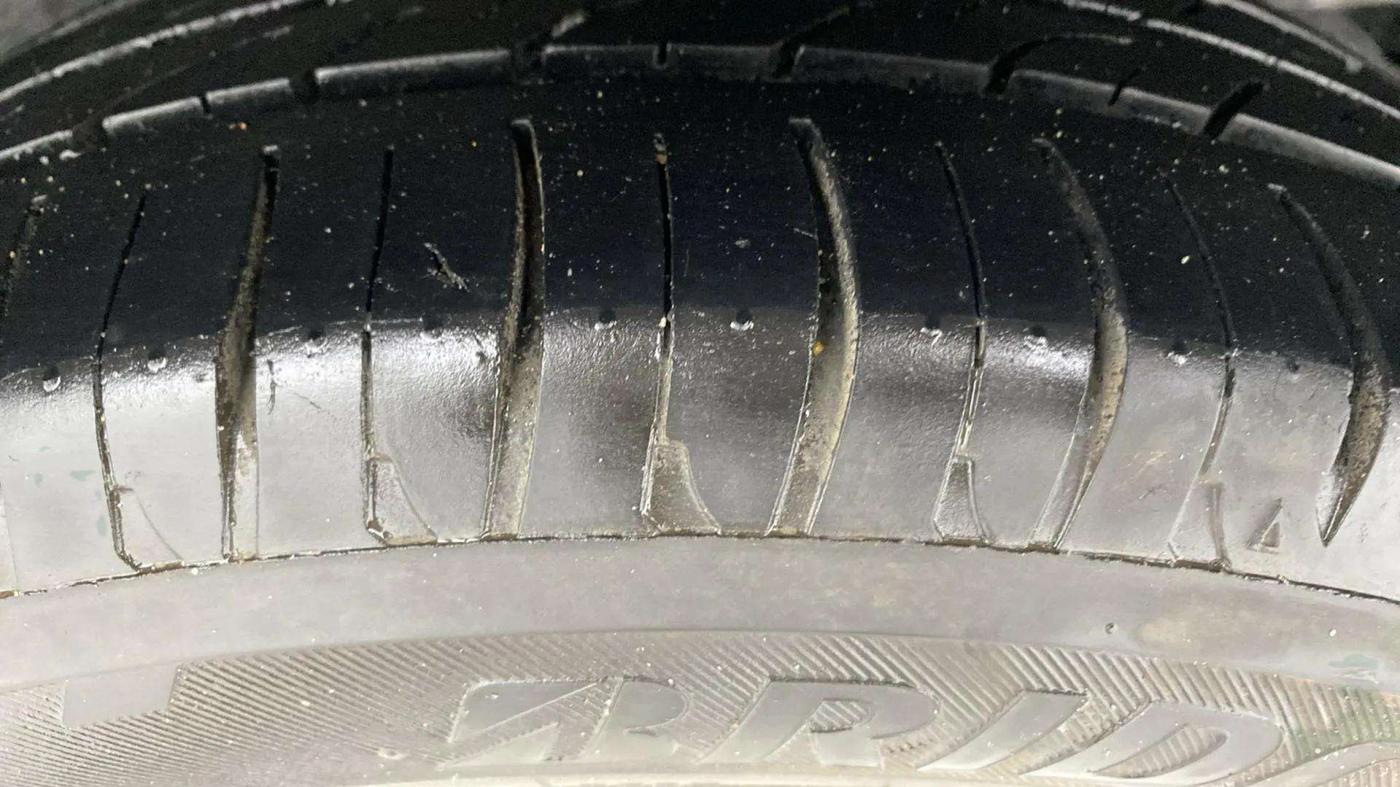 2017 Tata Zest XT PETROL, Petrol, Manual, 85,761 km, Left Rear Tyre Tread