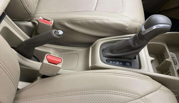 2024 Maruti Ertiga ZXI+ AT SHVS, Petrol, Automatic, 14,517 km, Gear Lever