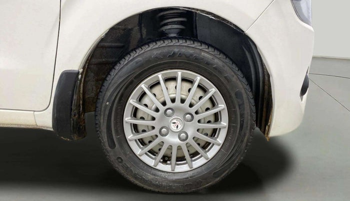 2021 Maruti New Wagon-R LXI CNG 1.0, CNG, Manual, 22,753 km, Right Front Wheel