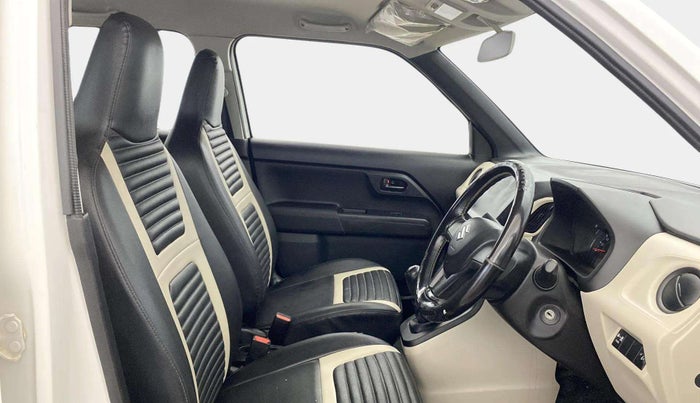 2021 Maruti New Wagon-R LXI CNG 1.0, CNG, Manual, 22,753 km, Right Side Front Door Cabin