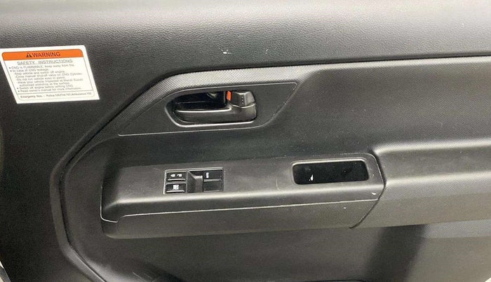 2021 Maruti New Wagon-R LXI CNG 1.0, CNG, Manual, 22,753 km, Driver Side Door Panels Control