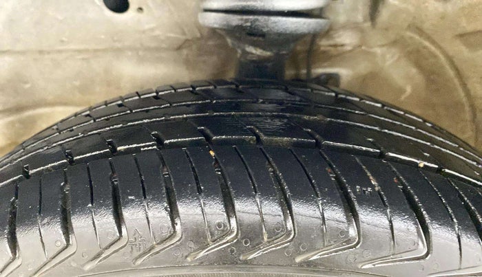 2013 Maruti Wagon R 1.0 VXI, Petrol, Manual, 42,482 km, Left Front Tyre Tread