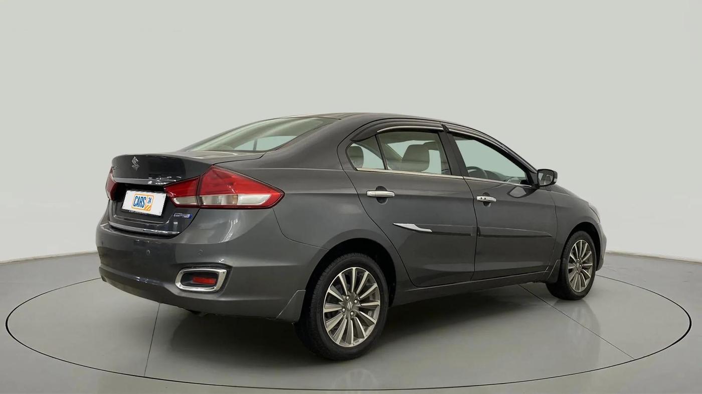 2022 Maruti Ciaz ALPHA 1.5 SHVS PETROL, Petrol, Manual, 32,384 km, Right Back Diagonal