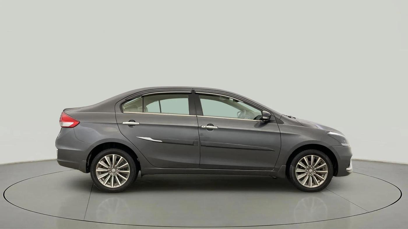 2022 Maruti Ciaz ALPHA 1.5 SHVS PETROL, Petrol, Manual, 32,384 km, Right Side View