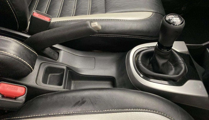 2018 Honda WR-V 1.2L I-VTEC VX MT, Petrol, Manual, 50,194 km, Gear Lever