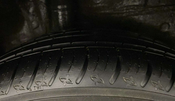 2018 Honda WR-V 1.2L I-VTEC VX MT, Petrol, Manual, 50,194 km, Right Front Tyre Tread