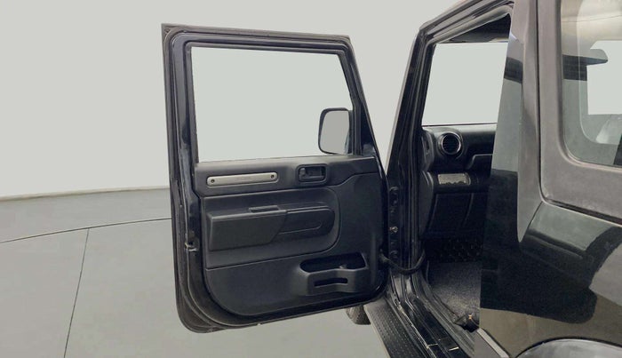 2021 Mahindra Thar LX PETROL HT 4WD AT, Petrol, Automatic, 26,742 km, LHS Front Door
