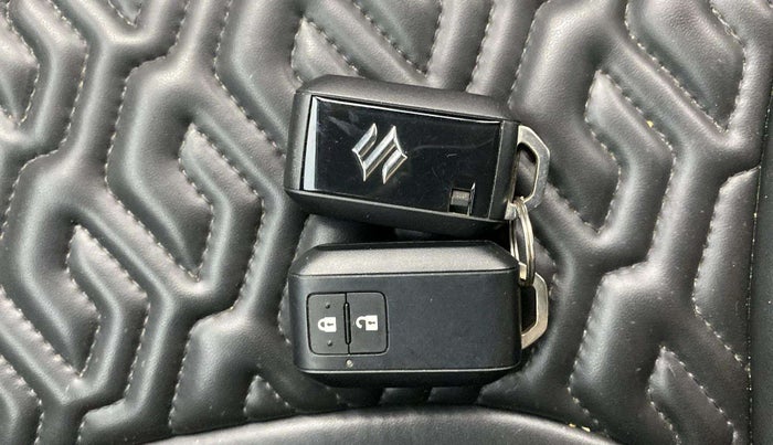 2022 Maruti Baleno ALPHA PETROL 1.2, Petrol, Manual, 17,829 km, Key Close Up