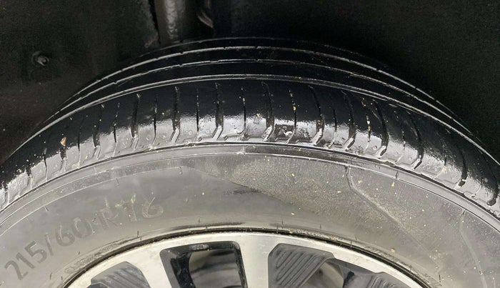 2020 Maruti Vitara Brezza ZXI PLUS, Petrol, Manual, 72,707 km, Right Rear Tyre Tread