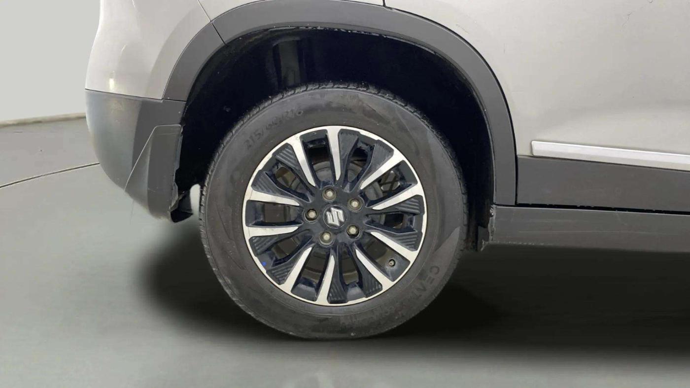 2020 Maruti Vitara Brezza ZXI PLUS, Petrol, Manual, 72,897 km, Right Rear Wheel