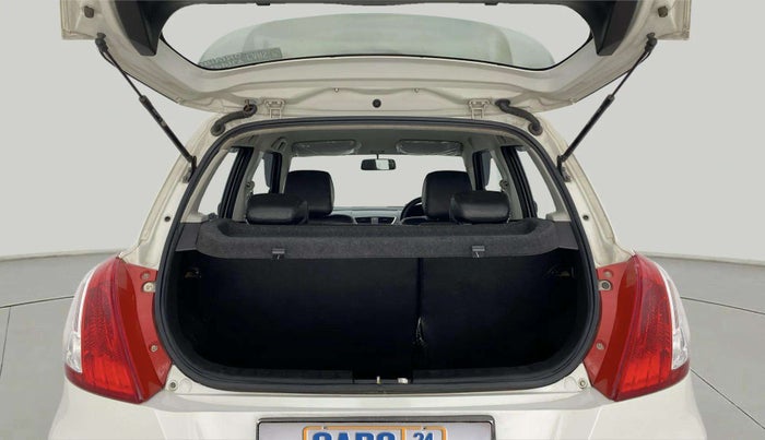2015 Maruti Swift LXI, Petrol, Manual, 36,810 km, Boot Open Zoomed View