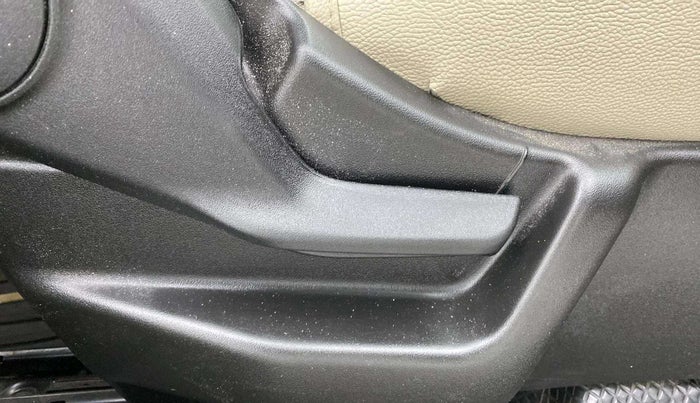 2021 Maruti New Wagon-R VXI 1.2, Petrol, Manual, 17,615 km, Driver Side Adjustment Panel