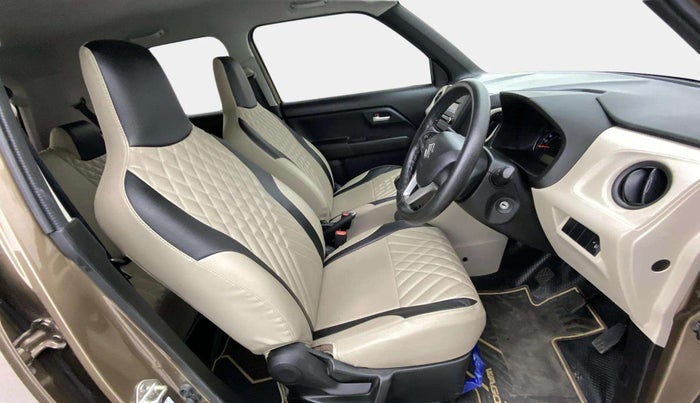 2021 Maruti New Wagon-R VXI 1.2, Petrol, Manual, 17,615 km, Right Side Front Door Cabin