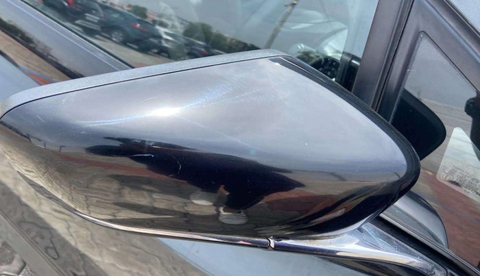 2020 Tata ALTROZ XZ PETROL, Petrol, Manual, 82,607 km, Right rear-view mirror - Minor scratches