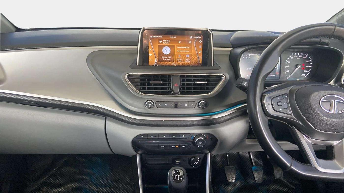 2020 Tata ALTROZ XZ PETROL, Petrol, Manual, 82,607 km, Air Conditioner