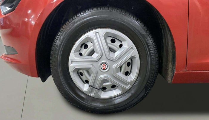 2020 Tata ALTROZ XE PETROL, Petrol, Manual, 59,523 km, Left Front Wheel