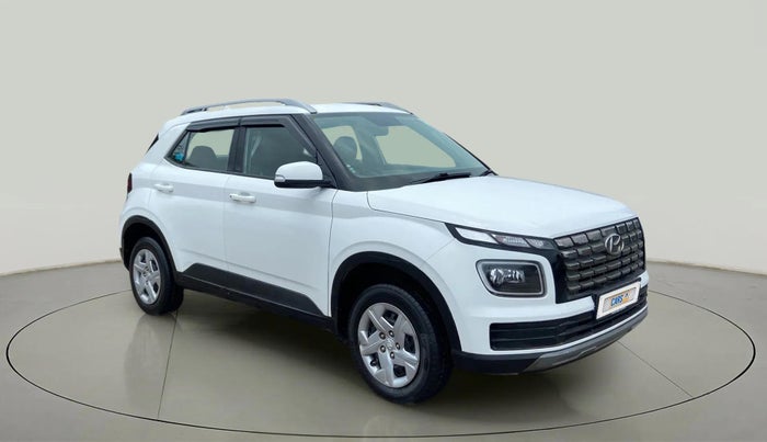 2022 Hyundai VENUE S(O) 1.2, Petrol, Manual, 22,960 km, Right Front Diagonal