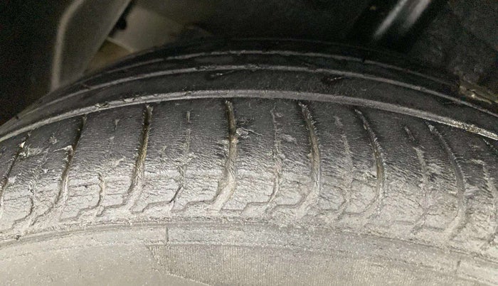 2021 Hyundai NEW I20 SPORTZ 1.5 MT, Diesel, Manual, 217 km, Right Rear Tyre Tread