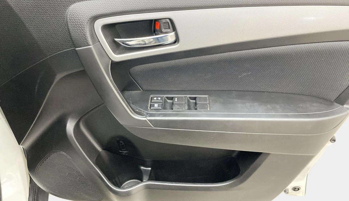 2022 Maruti Vitara Brezza ZXI PLUS, Petrol, Manual, 43,708 km, Driver Side Door Panels Control