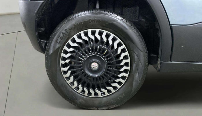 2021 Tata PUNCH ADVENTURE AMT, Petrol, Automatic, 17,795 km, Right Rear Wheel