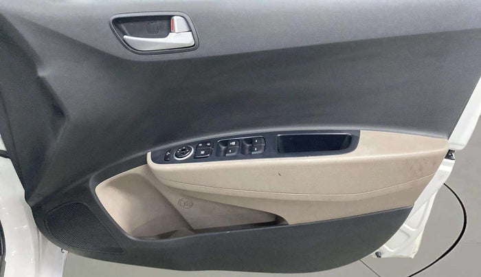 2016 Hyundai Grand i10 ASTA (O) AT 1.2 KAPPA VTVT, CNG, Automatic, 66,779 km, Driver Side Door Panels Control